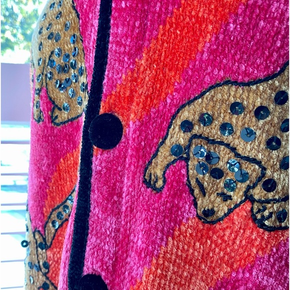 “THAT SWEATER” Neon Pink & Orange Chetah w/ Sequencing & Chenille - Picture 9 of 12